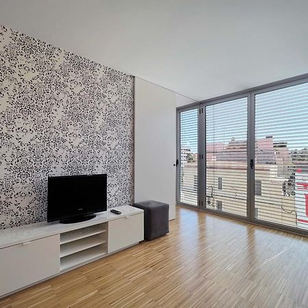 Stay U-Nique Apartments Pellaires Barcelona Bagian luar foto