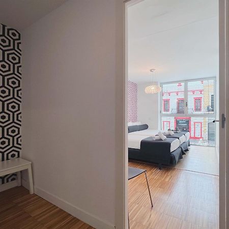 Stay U-Nique Apartments Pellaires Barcelona Bagian luar foto