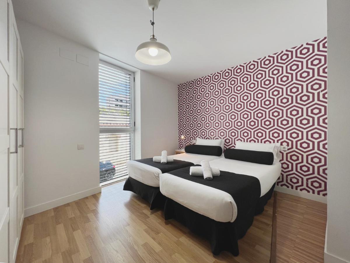 Stay U-Nique Apartments Pellaires Barcelona Bagian luar foto