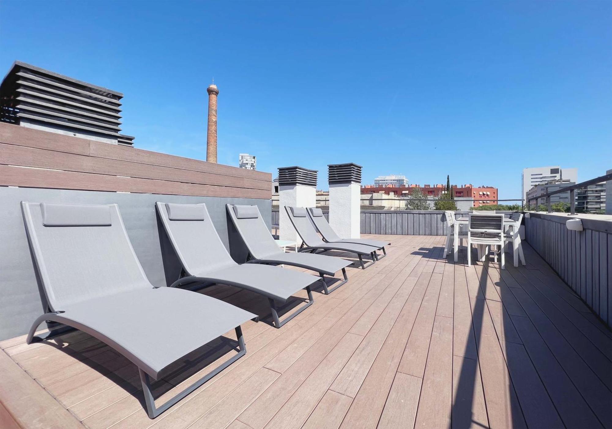Stay U-Nique Apartments Pellaires Barcelona Bagian luar foto