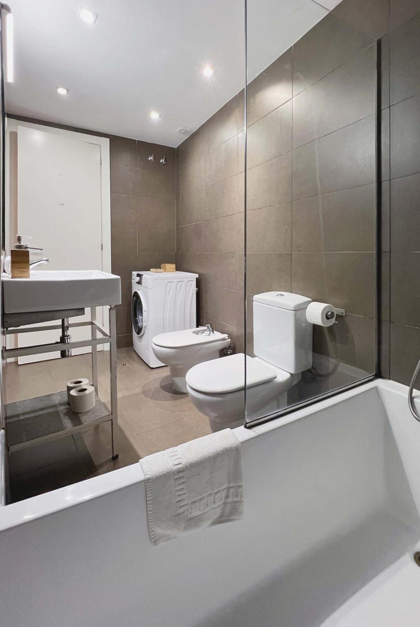 Stay U-Nique Apartments Pellaires Barcelona Bagian luar foto